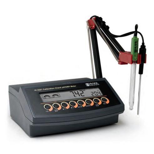 HI2221 실험실용 pH 탁상형 수소이온농도 측정 HANNA HI-2221(단종)